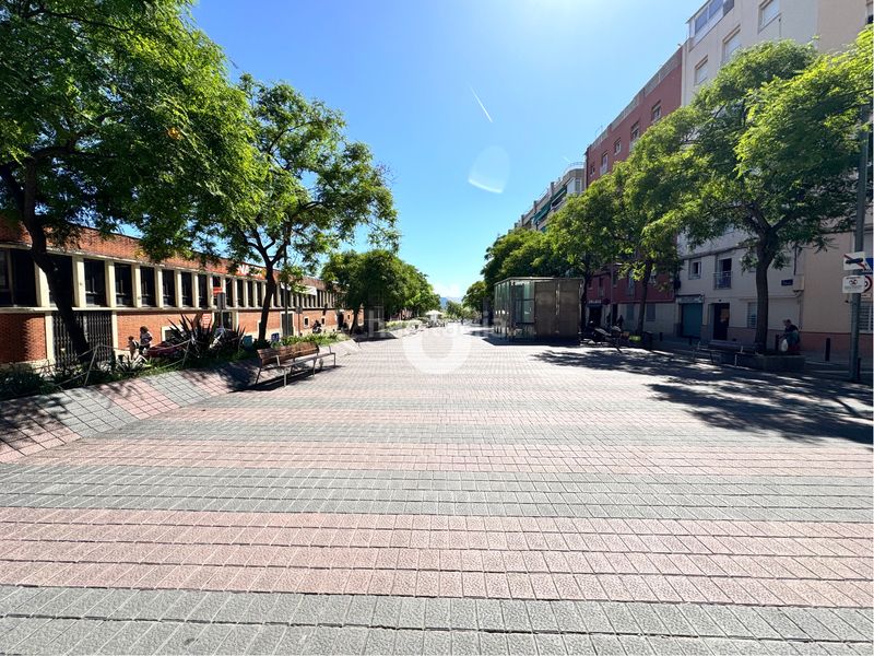Foto 3a823069-92d7-4fd5-b7f4-ceadd4285880. Local comercial amb calefacció a El Gall Esplugues de Llobregat