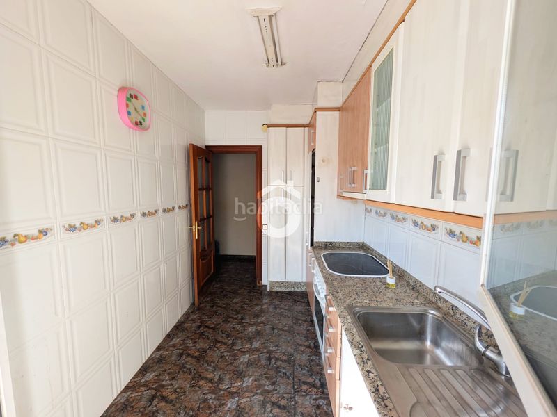 Foto 5c0bf7ae-0260-4bf9-addb-9e3c9a13878c. Pis a Martorell