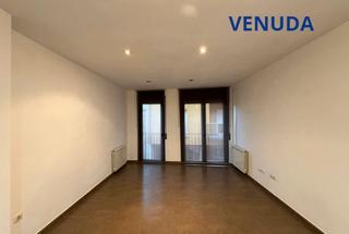 Appartement à Sant Hipòlit de Voltregà. Pis en venda a sant hipòlit de voltregà
