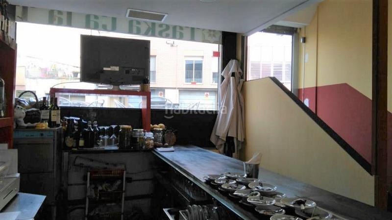 Foto c288efd0-75dc-4f5c-9edf-af72534ff369. Local comercial barcafetería en venta en el centro en Terrassa