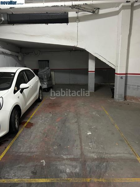 Foto ae82829b-51de-44f1-a76d-0a5edf684e7e. Parking coche en carrer salou 33 2 plazas para guardar 3 coches en Terrassa