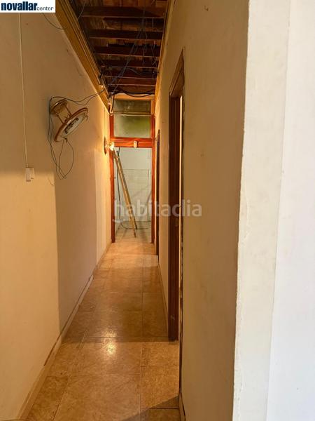 Foto e46ee911-e166-41dd-bb0c-5b0546a8a1e9. Casa  para reforma integral en sant pere, con patio de 100m en Terrassa