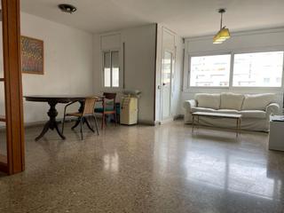 Piso  Marinel.lo bosch,de. Fantastico piso de 3 habitaciones. finca con ascensor, en zona e