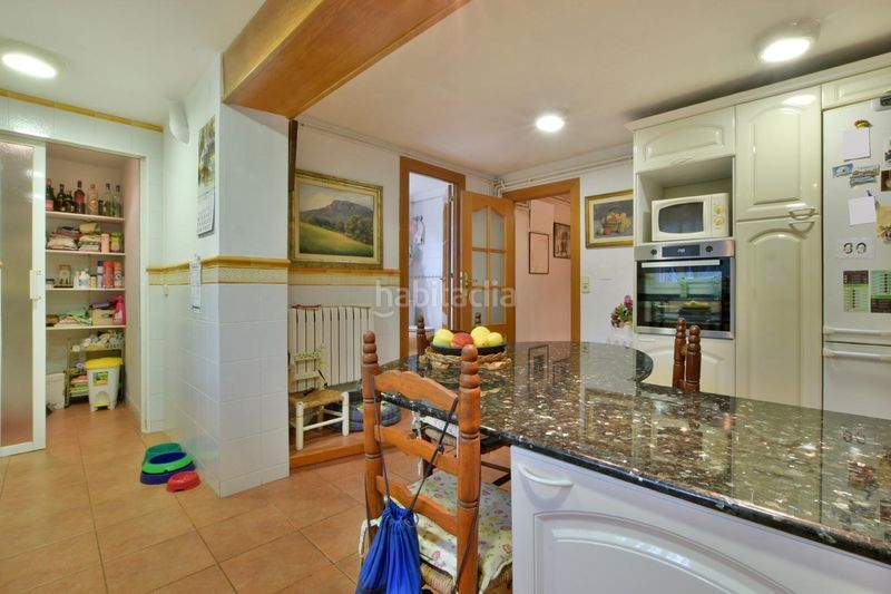 Foto 2a2c9471-85d7-45c4-a62d-46ea4df2a8ec. Xalet amb aparcament piscina a Matadepera