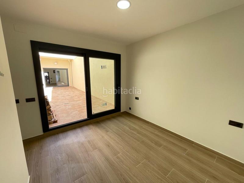 Foto 1f6d1e42-f994-4c57-9cac-7e6c607b3735. Planta baixa amb calefacció aparcament a Ca n'Aurell Terrassa