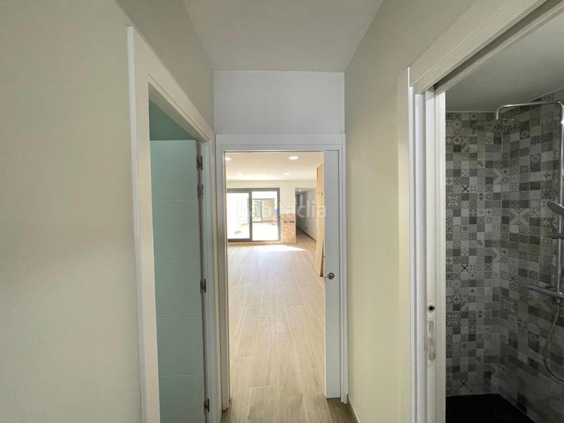 Foto 96b15d27-09af-4f36-9416-ab984bad0d77. Planta baixa amb calefacció aparcament a Ca n'Aurell Terrassa