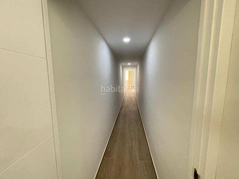 Foto f5d85697-f518-4383-a7e7-c33eb5ff301a. Planta baixa amb calefacció aparcament a Ca n'Aurell Terrassa