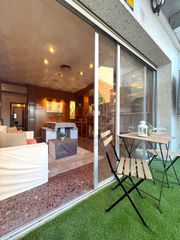 Flat in Ca n'Aurell. Amplio piso en ca naurell. 110m2. primer piso
