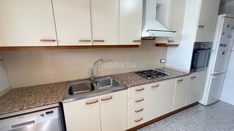 Foto a2c128e0-5486-4072-bf4c-d2dcbf4a0bd8. Pis amb calefacció a Can Boada Terrassa