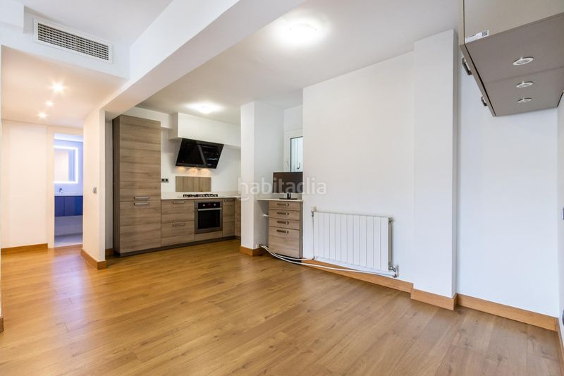 Foto 78b65968-b962-4faf-a405-4a399982a3da. Àtic a Barri del Centre Terrassa