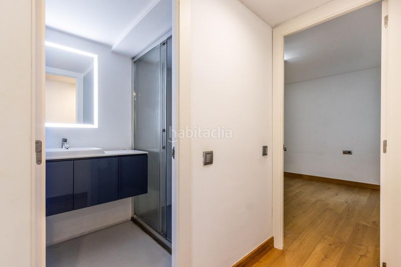 Foto b62111cf-62f2-4012-aed3-dc93d437c8ca. Àtic a Barri del Centre Terrassa