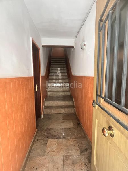 Foto f95aedeb-286c-4b99-9641-15d25e53db93. Semi detached house with heating parking in Centre Vendrell (El)