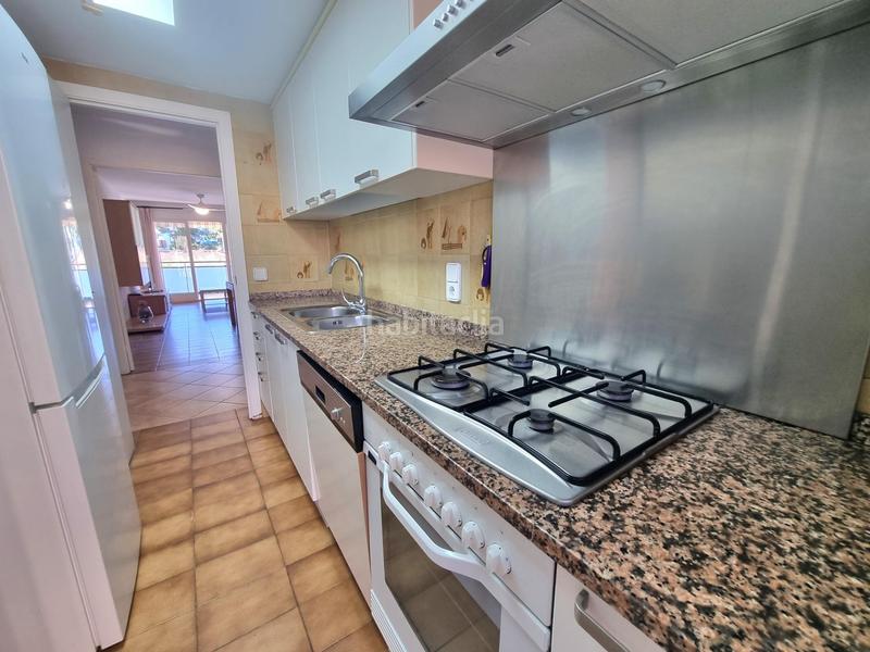 Foto a8dfc4b6-2f64-4cfc-b90c-68b5dbd16ba2. Etagenwohnung mit parking pool in Platja de la Paella Torredembarra