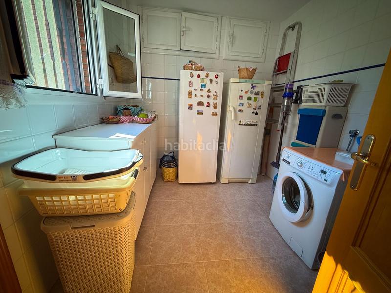 Foto ef51d5e4-6bb5-420b-b194-329573195d94. Chalet dans calle sant pere 66 dans Calafell residencial Calafell