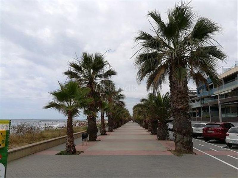 Foto 33fe3786-f38c-4e81-909c-f1bc88b5ee87. Alquiler local comercial restaurante 1 linea de mar en activo en Vilanova i la Geltrú