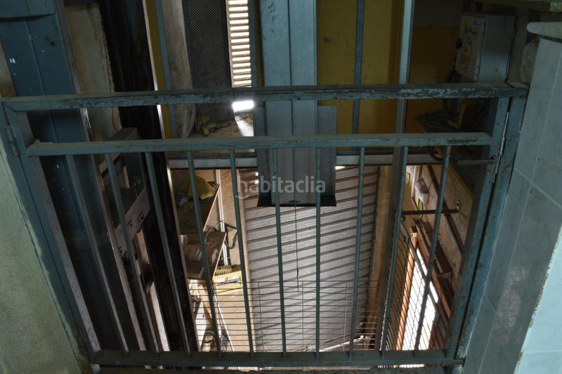 Foto b5de0aaf-9ac9-4d6a-b918-a9853a2b7d5f. Locale commerciale in El Tancat-Mas d´en Gual Vendrell (El)