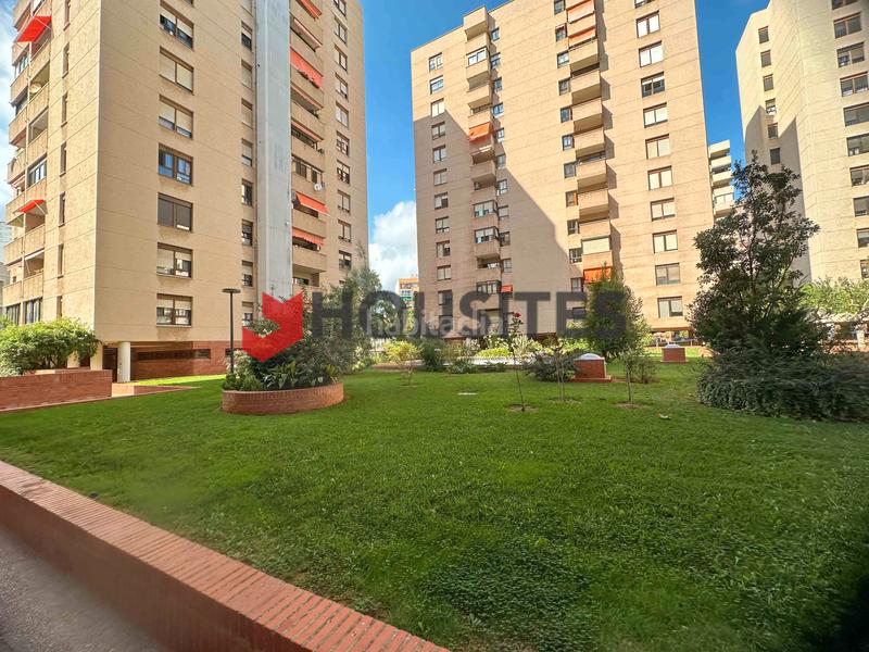 Foto a5da35ec-b0bd-48ba-ad74-f1602474f03d. Pis amb piscina a Rafalafena Castellón de la Plana