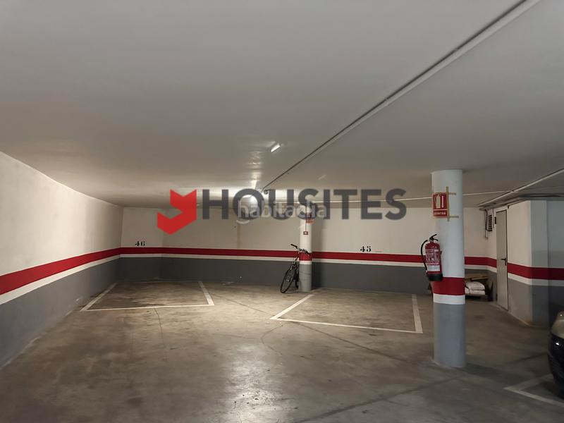 Foto 1ae09854-a978-473d-bec5-3fa0964aab37. Car parking in Parque Geólogo José Royo Gómez Castellón de la Plana