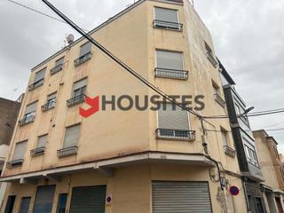 Pis a Llombai. Piso 1ro sin ascensor en el casco urbano de burriana