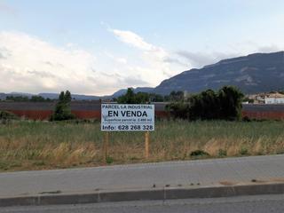 Terrain industriel à Centelles. Terreno industrial en venta en centelles