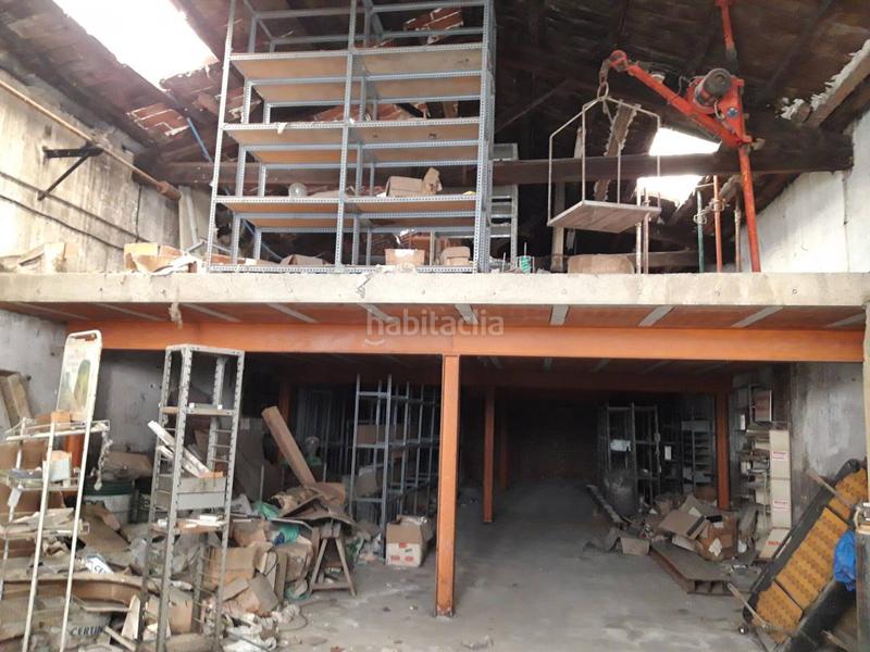 Foto 8ec688cc-65d6-45c7-83e8-b31a9037974e. Semi detached house with parking in Nord Vic