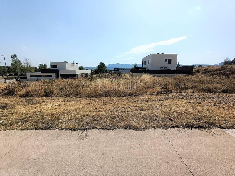 Foto 3cd9f4cd-69a2-4aec-b3da-ce72e6c9008f. Terreny residencial a Torelló