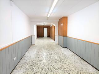 Locale commerciale in GURB