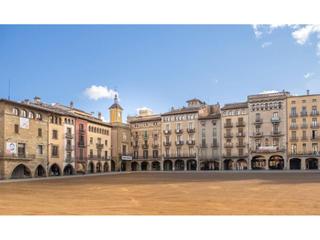 Etagenwohnung in Centre. Piso en venta en plaa major