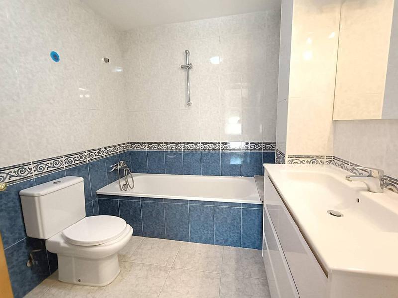 Foto 7e03a146-88e4-44a8-ad84-e0a4be6c65c9. Location duplex avec chauffage dans Nord Vic