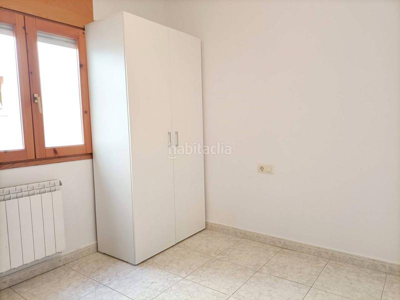 Foto eda6cdb3-6104-49a7-bf51-e65b1ae58c62. Location duplex avec chauffage dans Nord Vic