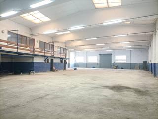 Miete Fabrikhalle in Gurb. Nave industrial en alquiler en pol. ind. mas gali