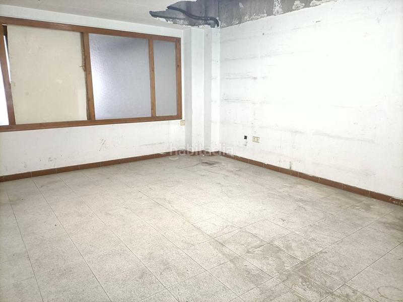 Foto 243f301b-3a42-43a9-970f-77be1f76a18d. Lloguer nau industrial a Gurb