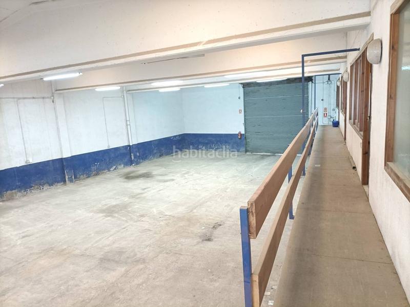 Foto 983541e7-9751-439a-bd8b-c404944b7975. Lloguer nau industrial a Gurb