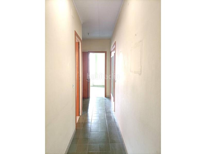 Foto 38f4c7b3-cb81-4f8b-b8dd-a39412a65408. Casa  con jardín en venta en el centro en Centelles