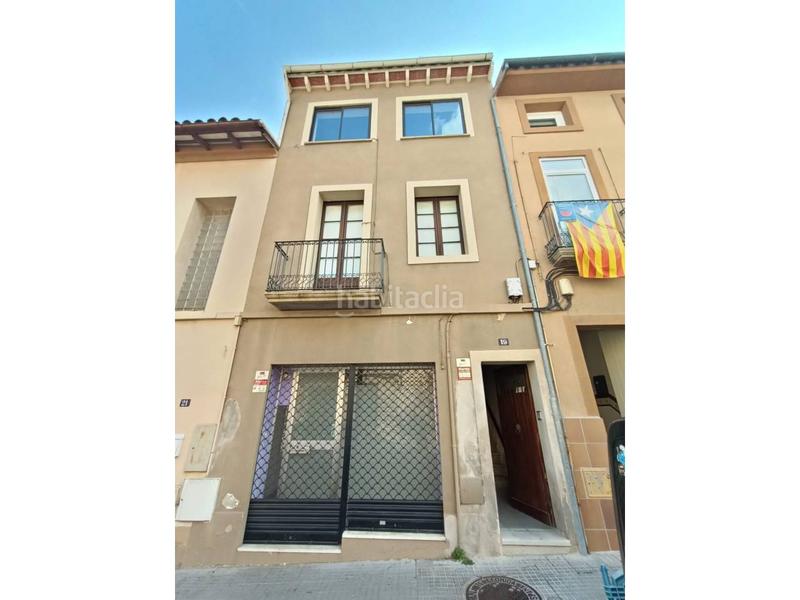 Foto 42695492-7726-4a3d-a439-21db04f80a4e. Casa  con jardín en venta en el centro en Centelles
