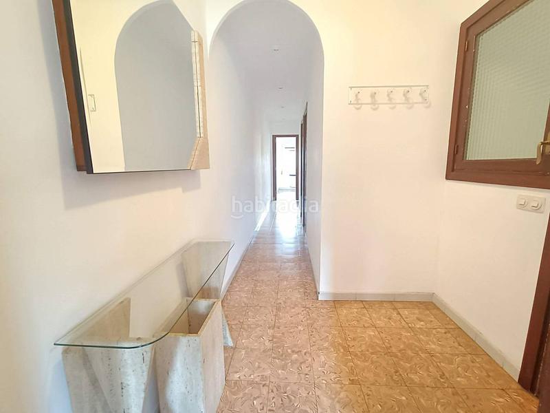 Foto 5e1ec28f-be2f-4d4b-bbaf-f6d7e3ea3e68. Casa  con jardín en venta en el centro en Centelles