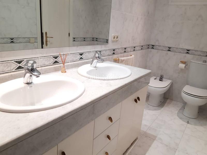 Foto 5568230e-325f-4d0e-9eb3-e153ce862180. Rent duplex with heating parking in Nord Vic