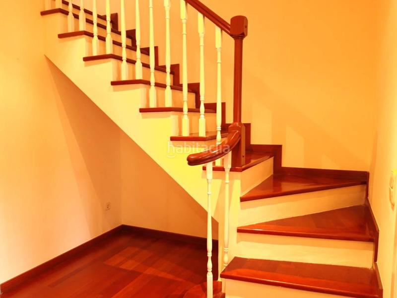 Foto acd10a9d-75a9-4814-8b45-774adfdee74a. Rent duplex with heating parking in Nord Vic