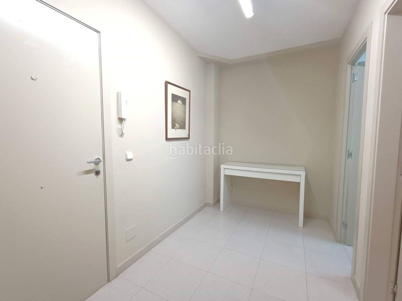 Foto 8b7f77a4-cfff-4aa3-a220-4ea170fe488d. Büro in Nord Vic