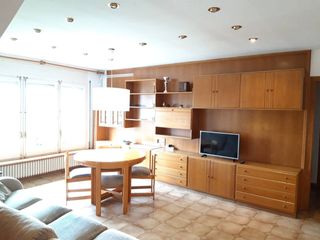 Miete Zweistöckige Wohnung  Calle baro de savassona. Alquiler solo para estudiantes