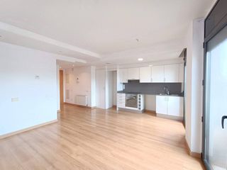 Etagenwohnung  Calle escoles. Pis en venta en la guixa
