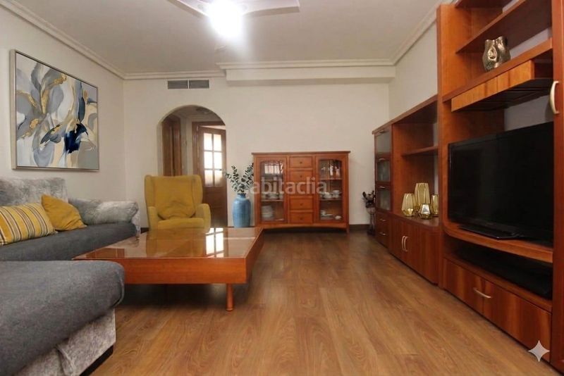 Foto f8d2955b-e82e-4004-a8a2-39fe87890a50. Casa adossada amb aparcament a Alberca Murcia