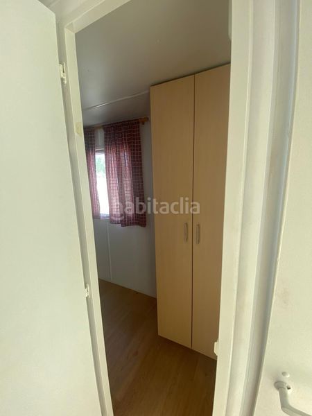 Foto d7ec7c74-481a-4734-9a92-dacf6d4eb952. Masia amb aparcament a Campos del Río