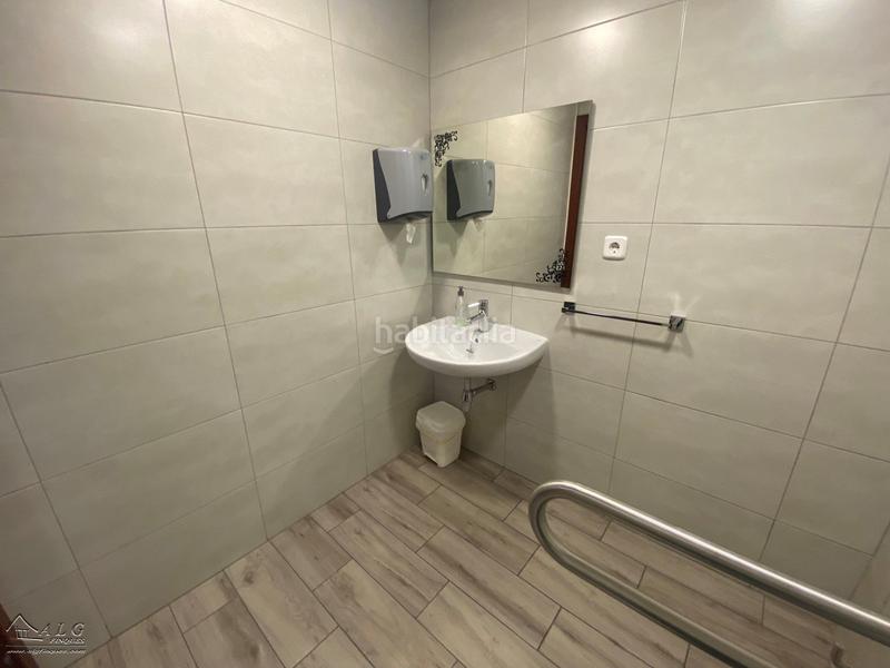 Foto 2d775b26-c00b-4ffa-99ea-f6feebb0b0eb. Alquiler local comercial en Navas Barcelona