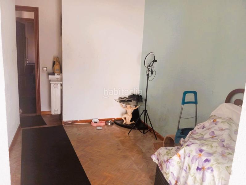 Foto 5f3f90ce-51d5-4350-8973-d9c4c6cd4be4. Piso c/juan salas en Pradolongo Madrid