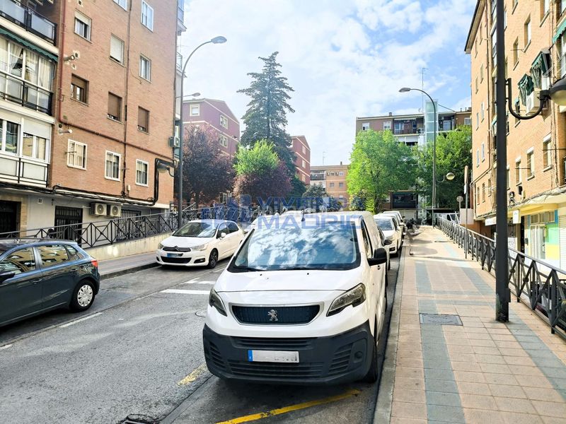 Foto 41766ccb-1bc3-48b9-a02b-8047c368d694. Local comercial a Universidad Getafe