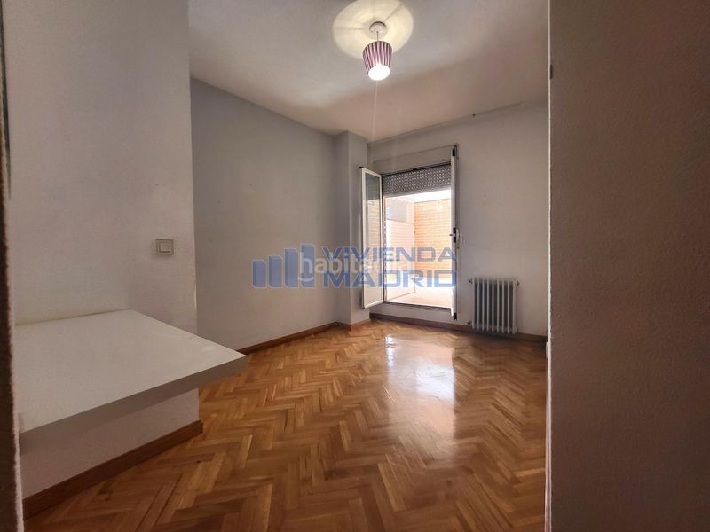 Foto 3c856e49-0ce9-4cc6-bb11-fef11a4ce0be. Flat with heating in San Isidro Getafe