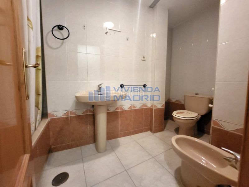 Foto c179c27d-e133-41b8-923e-062a0d97eaf1. Flat with heating in San Isidro Getafe