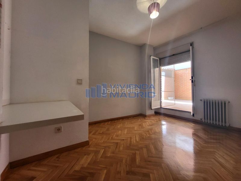 Foto f0df8f83-e2a4-4733-a076-7740484b2130. Flat with heating in San Isidro Getafe