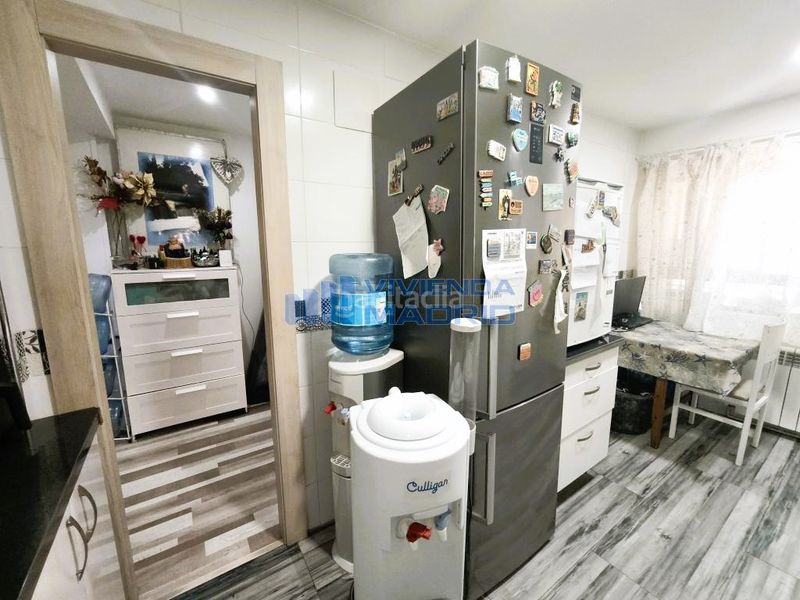 Foto 2138ab94-8c80-4a3c-9921-55abd7d3aa97. Flat with heating in Los Ángeles Madrid